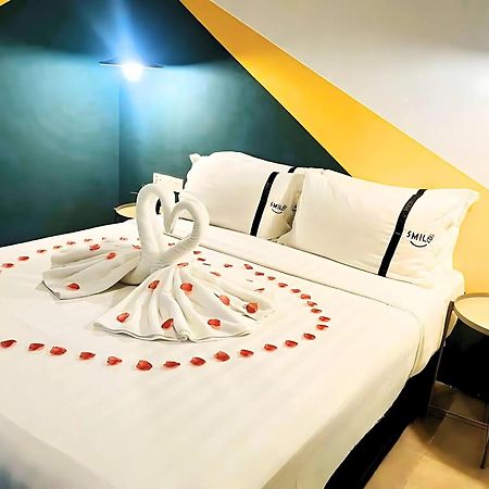 קואלה לומפור Smile Hotel Cheras Sri Permaisuri מראה חיצוני תמונה